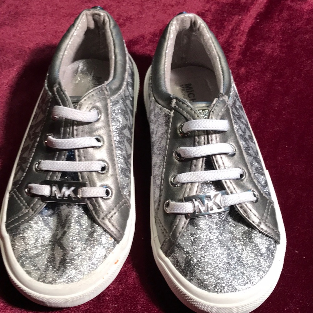 Girls size 10 MK sneakers in silver and gray.